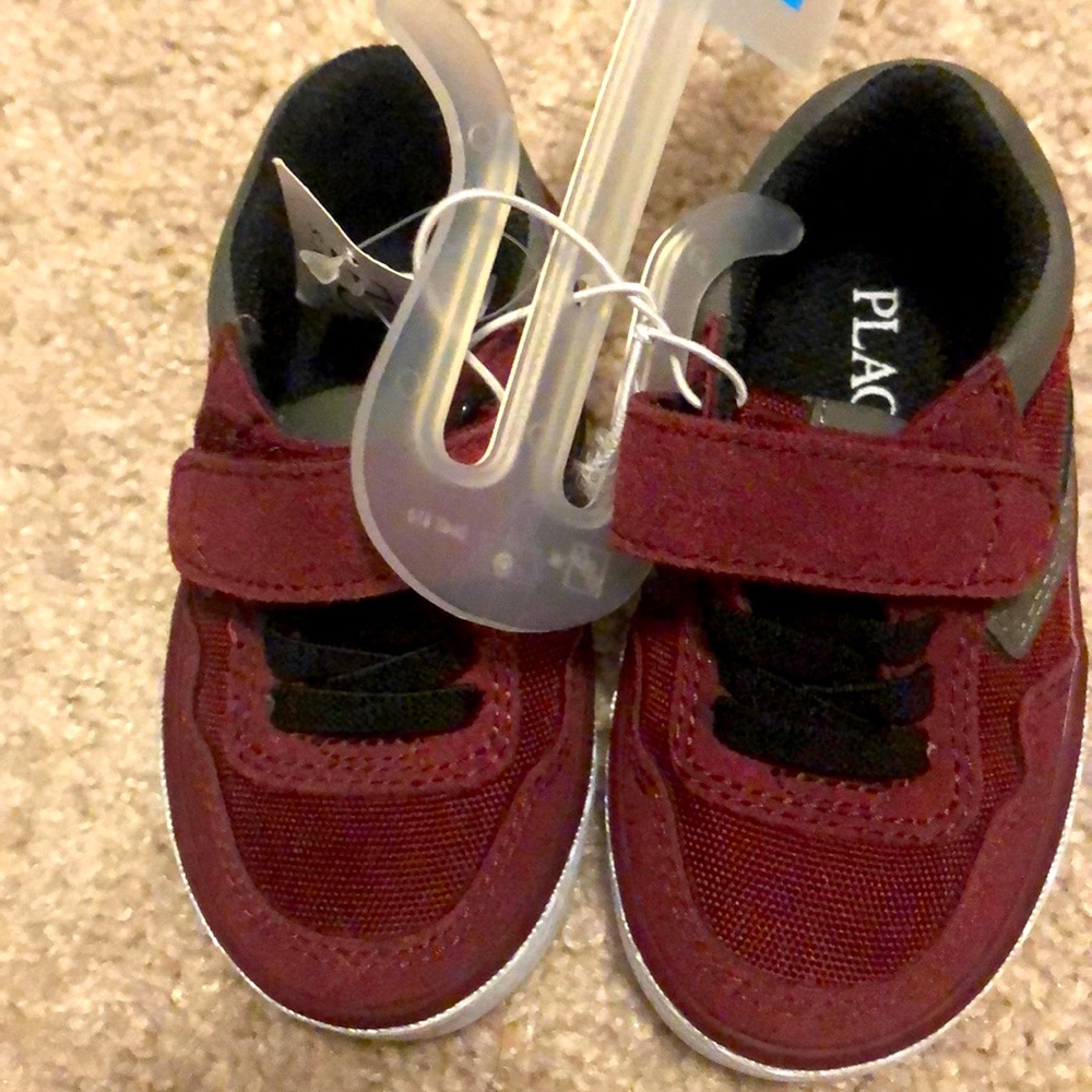 Boys shoes